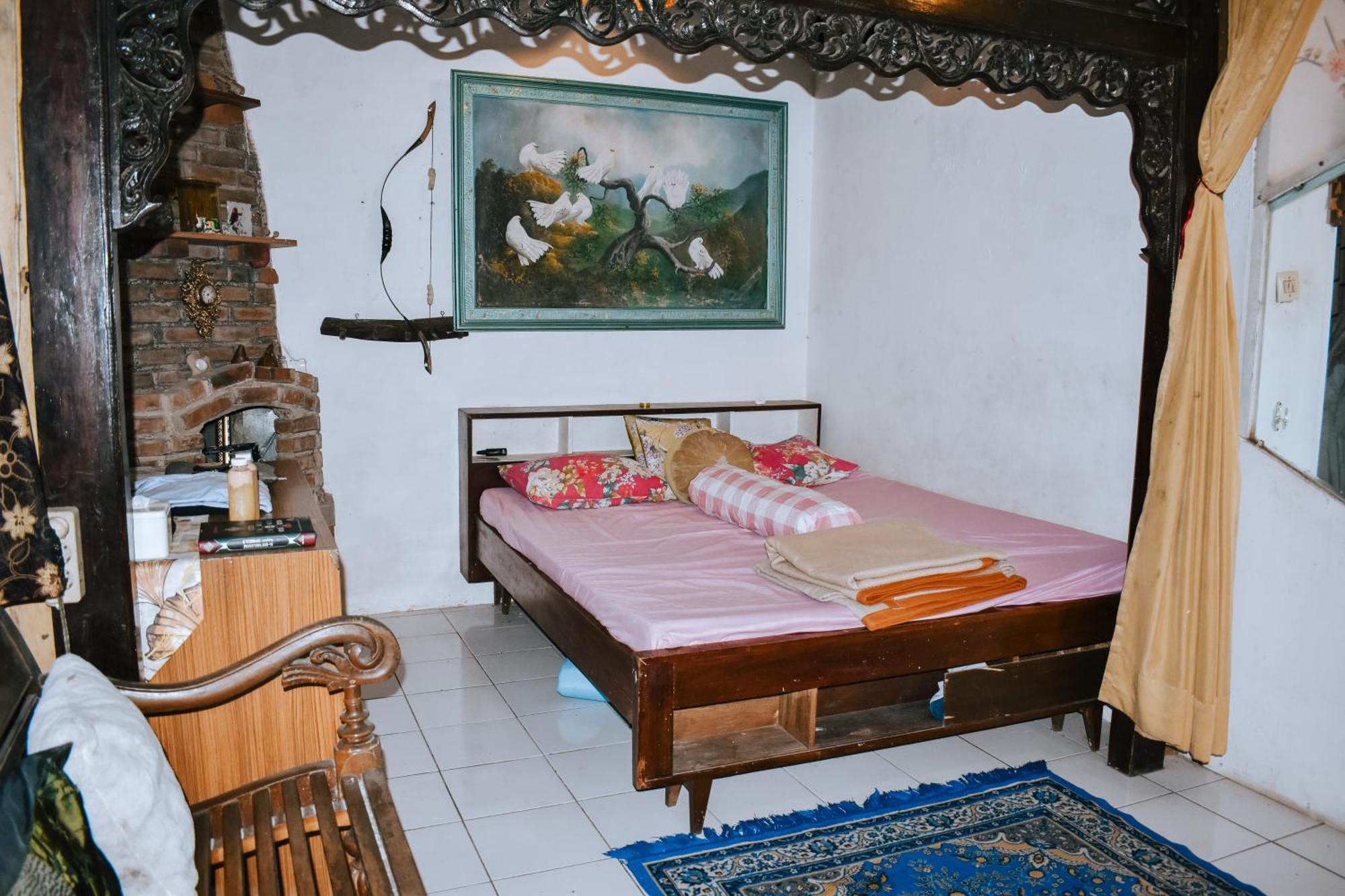 Imah Seuri By Kaya Rooms Tutugan Buitenkant foto